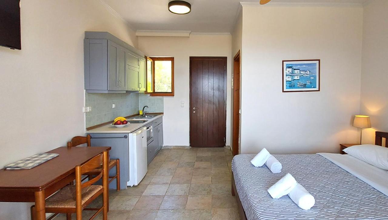Doma Apartments Фаласарна Екстер'єр фото